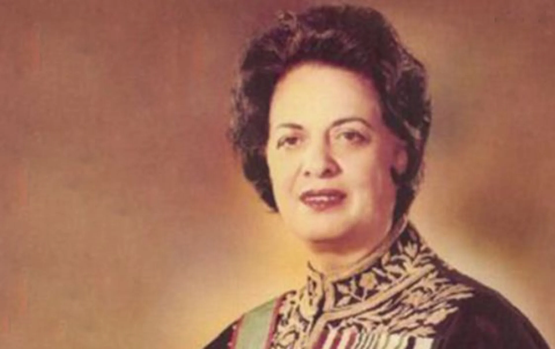 Farrokhro Parsa