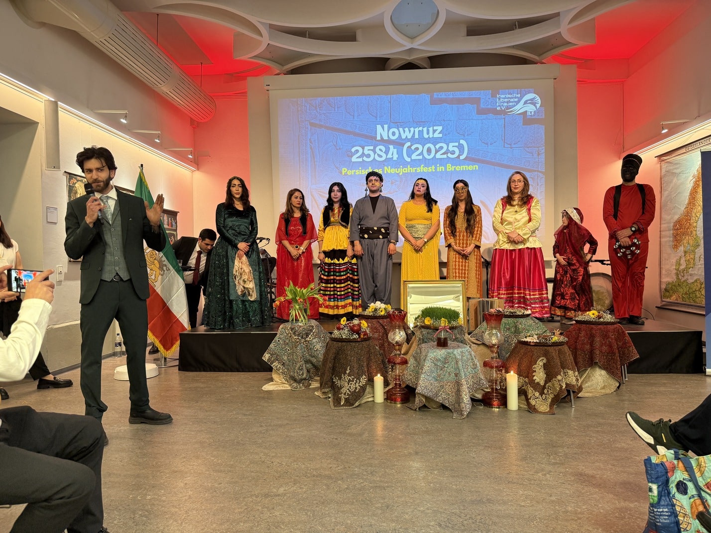 Haft-Sin-Performance