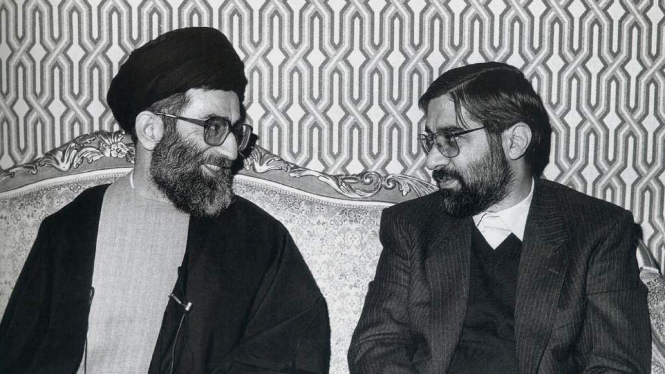Der lange Schatten von 1979: Warum der Iran mehr als ein Referendum braucht