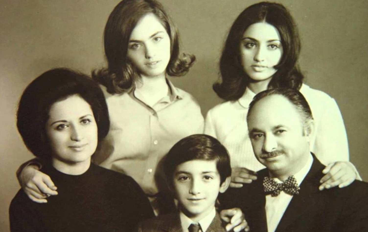 Zhinus Nemat-Mahmoudi