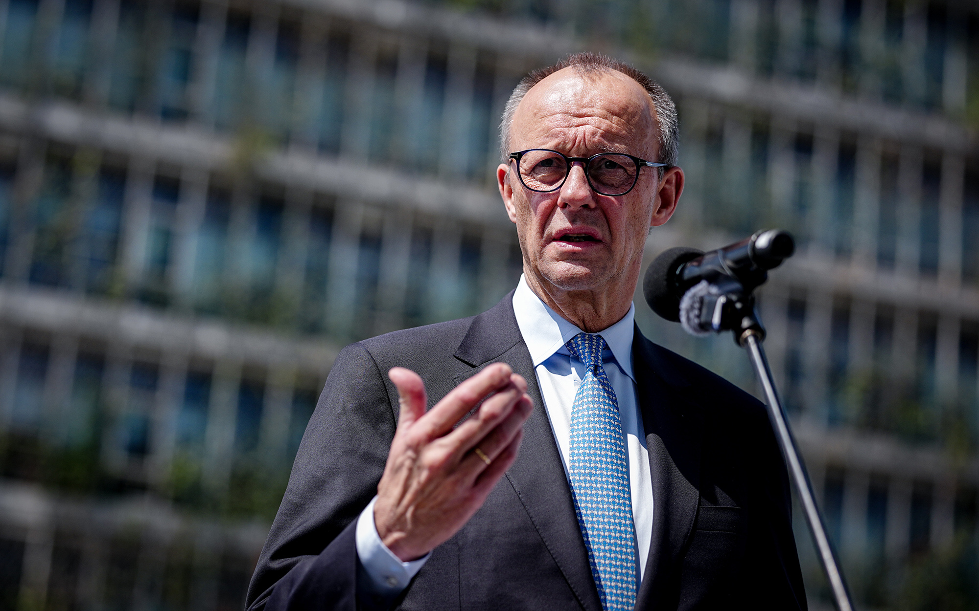 Teures Schweigen: Warum Deutschland den Preis für die Repression im Iran zahlt.