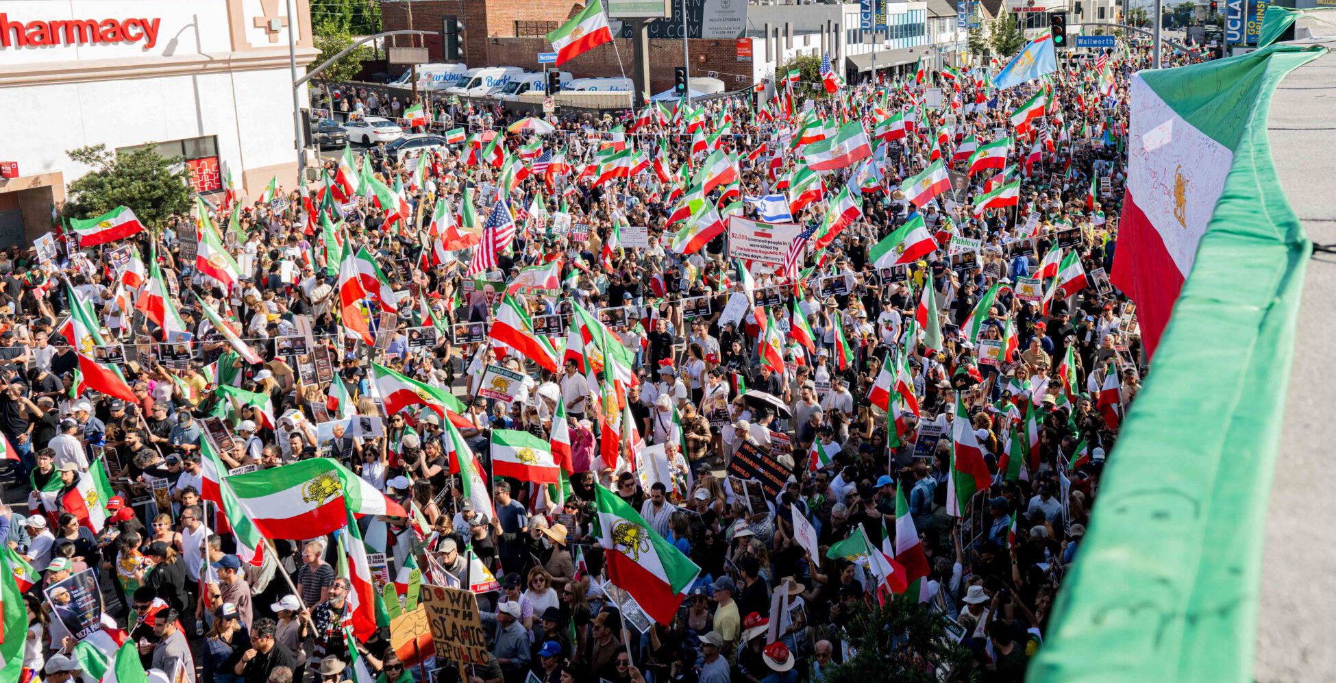 Ein Volk, eine Flagge, ein Ruf