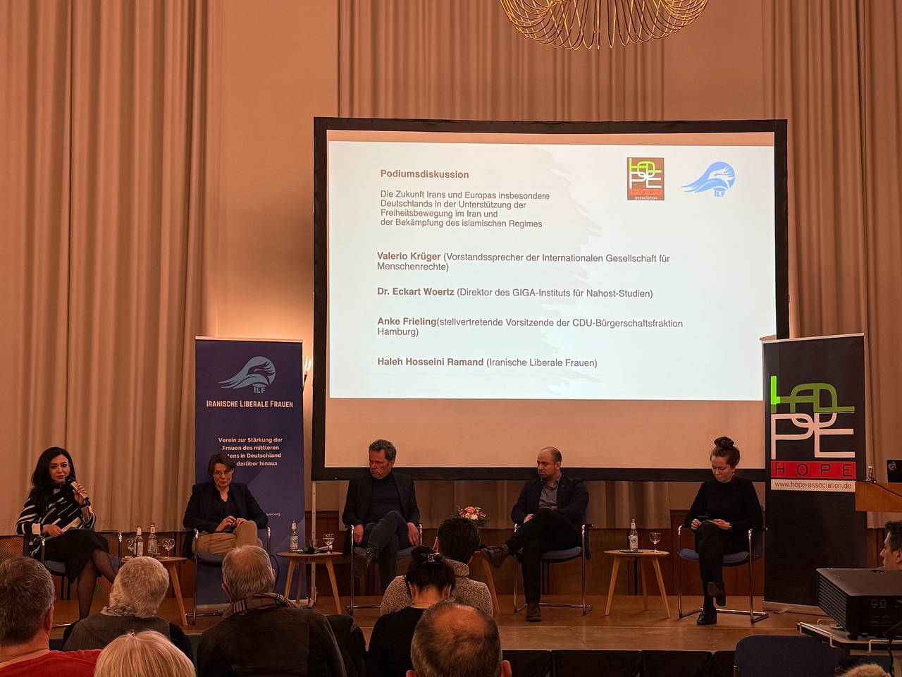 Podiumsdiskussion1