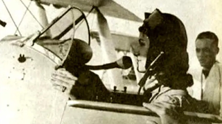 Effat Tejaratchi